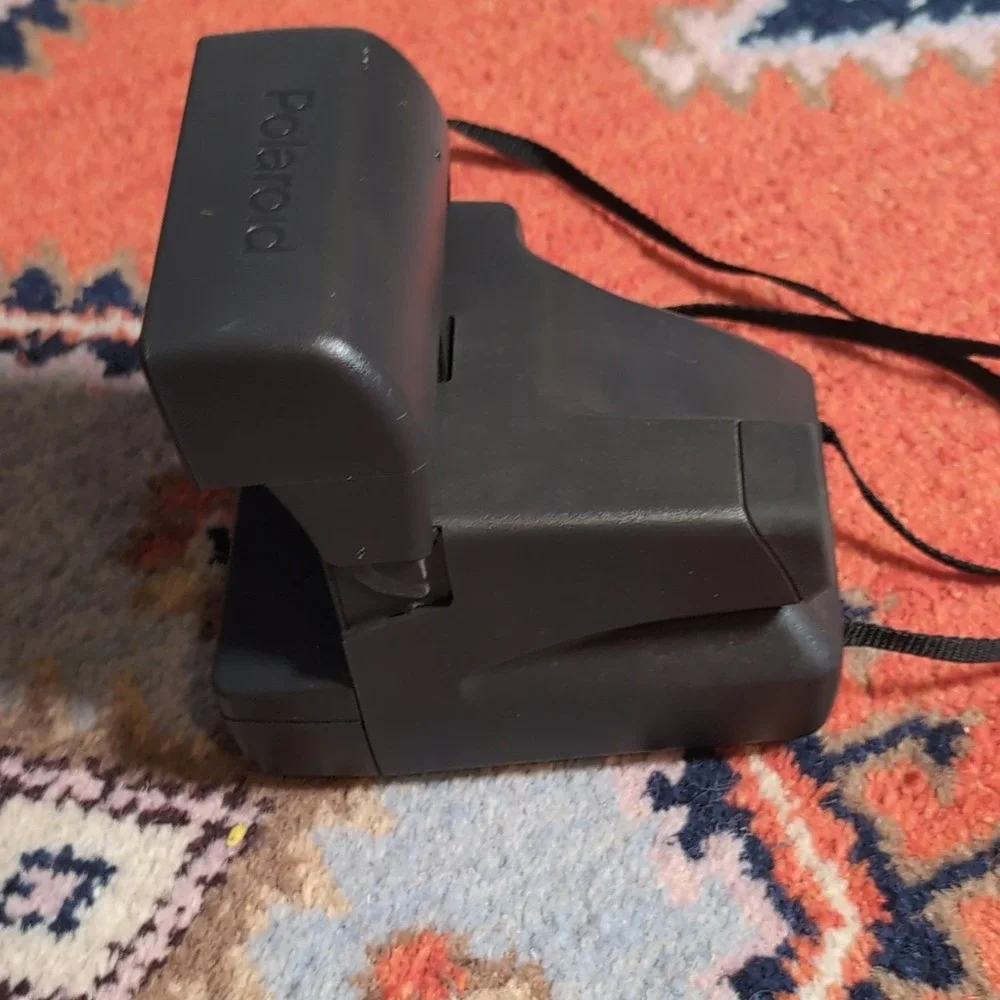 Polaroid OneStep 600 Instant Camera Dark Gray w/ Film & Strap